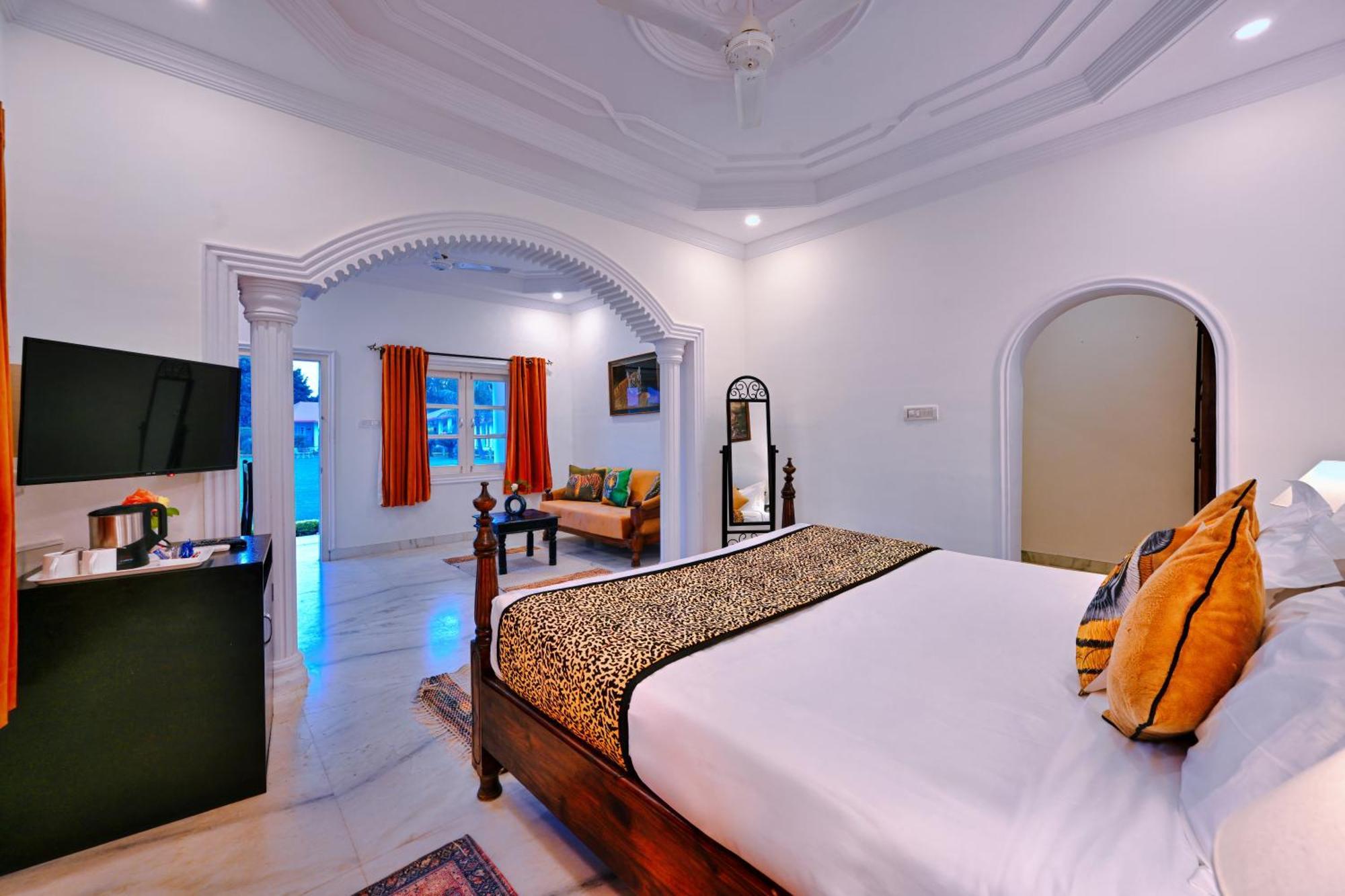 Tiger Den Resort Khilchīpur 外观 照片